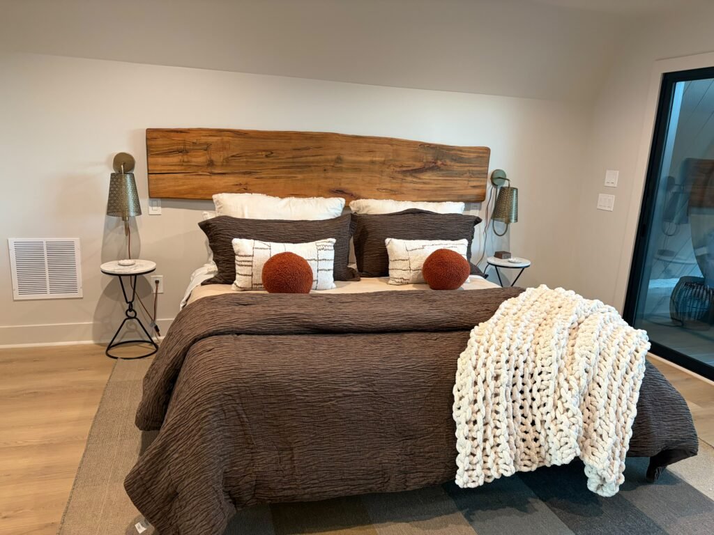 A Peak Retreat for Bison